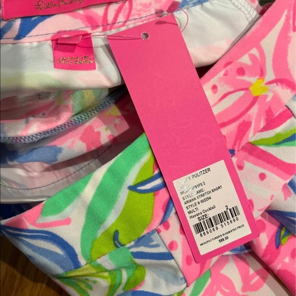 Lilly Pulitzer shorts size 2 - Picture 3 of 3